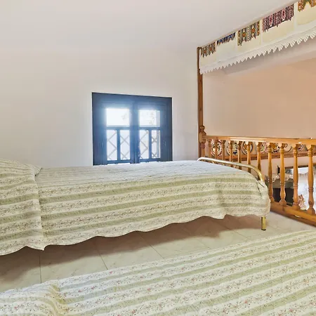 Mertonas Gospodarstwo wiejskie *