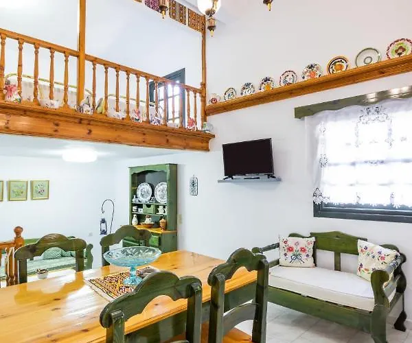 Gospodarstwo wiejskie Mertonas Kyra Panagia