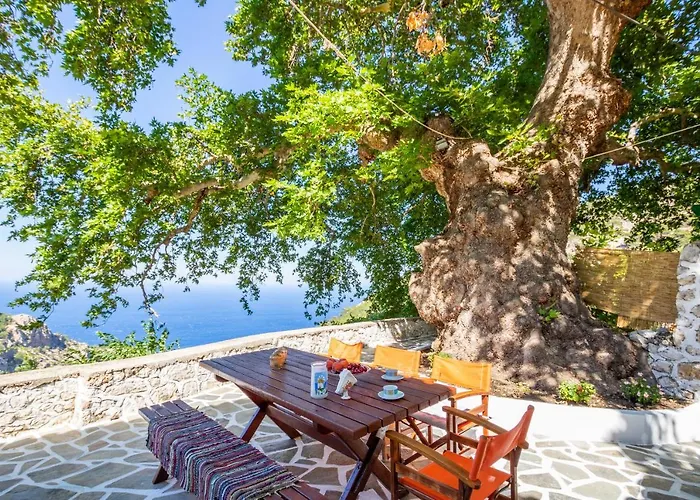 Mertonas Kyra Panagia