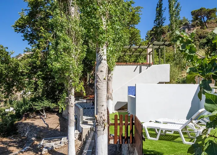 Mertonas Kyra Panagia